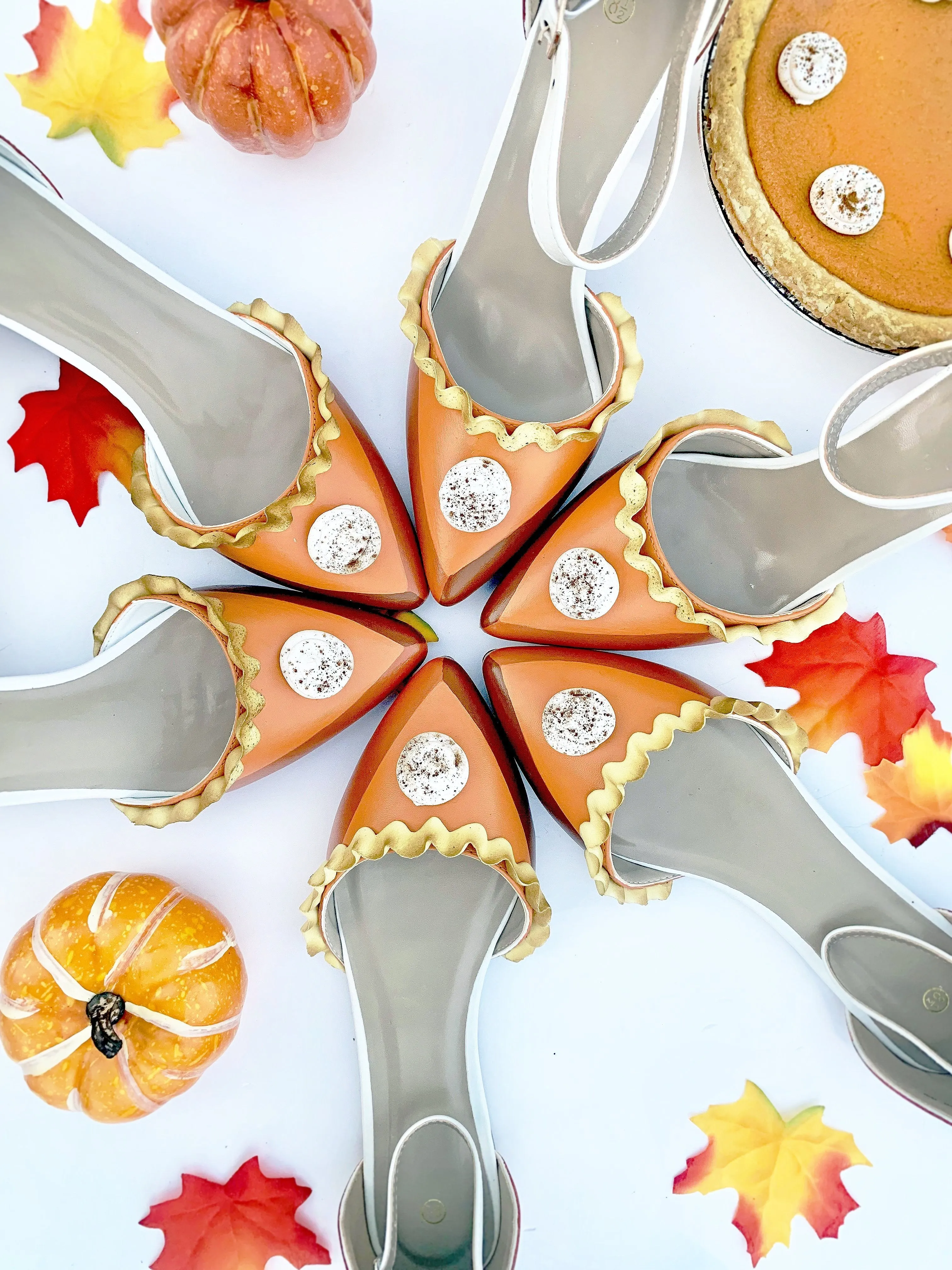 Baked and Ready Limited Edition Pumpkin Pie Flats Sz 10