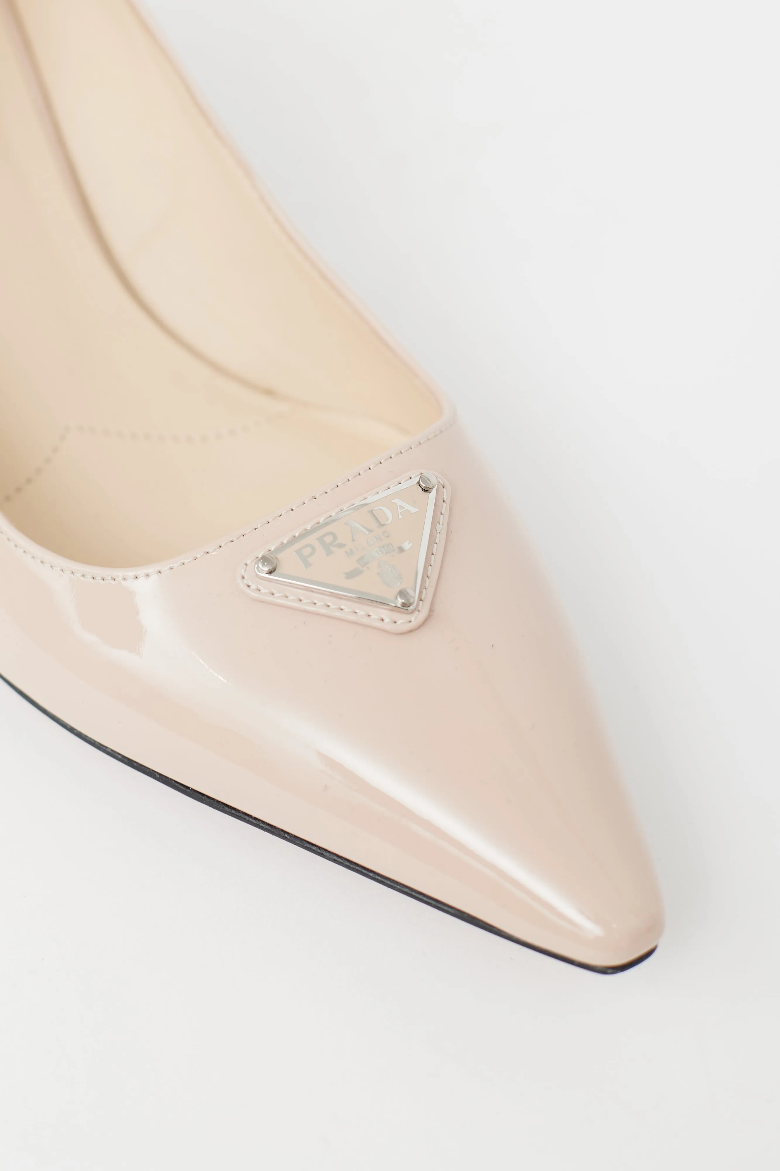 Beige Patent Leather Logo Heel