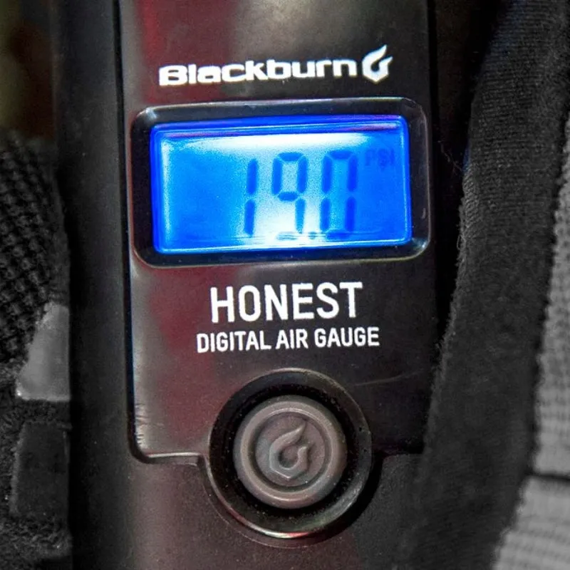 Blackburn Honest Digital Pressure Gauge Black