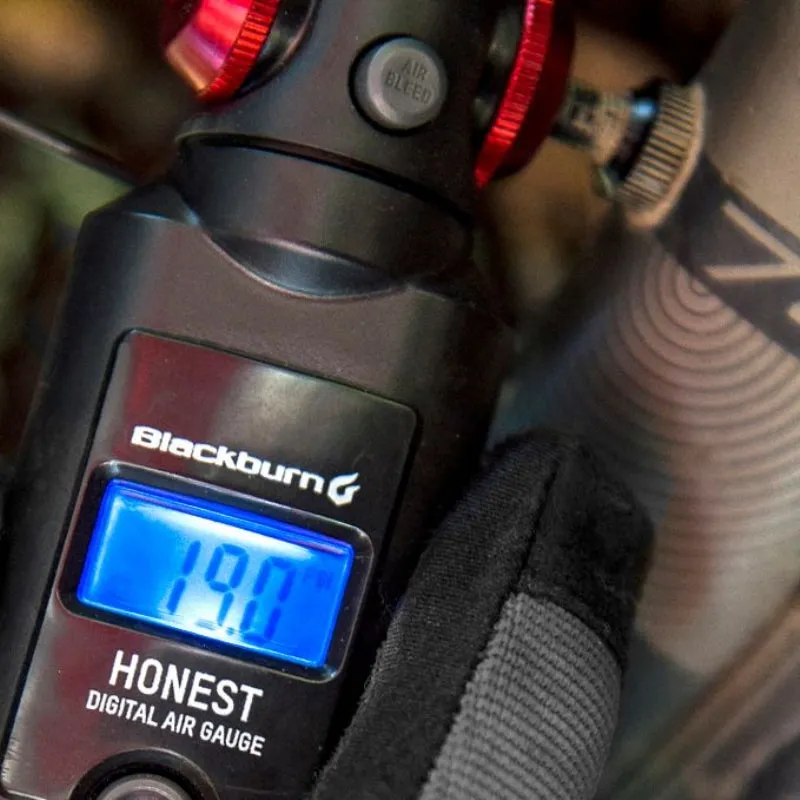 Blackburn Honest Digital Pressure Gauge Black