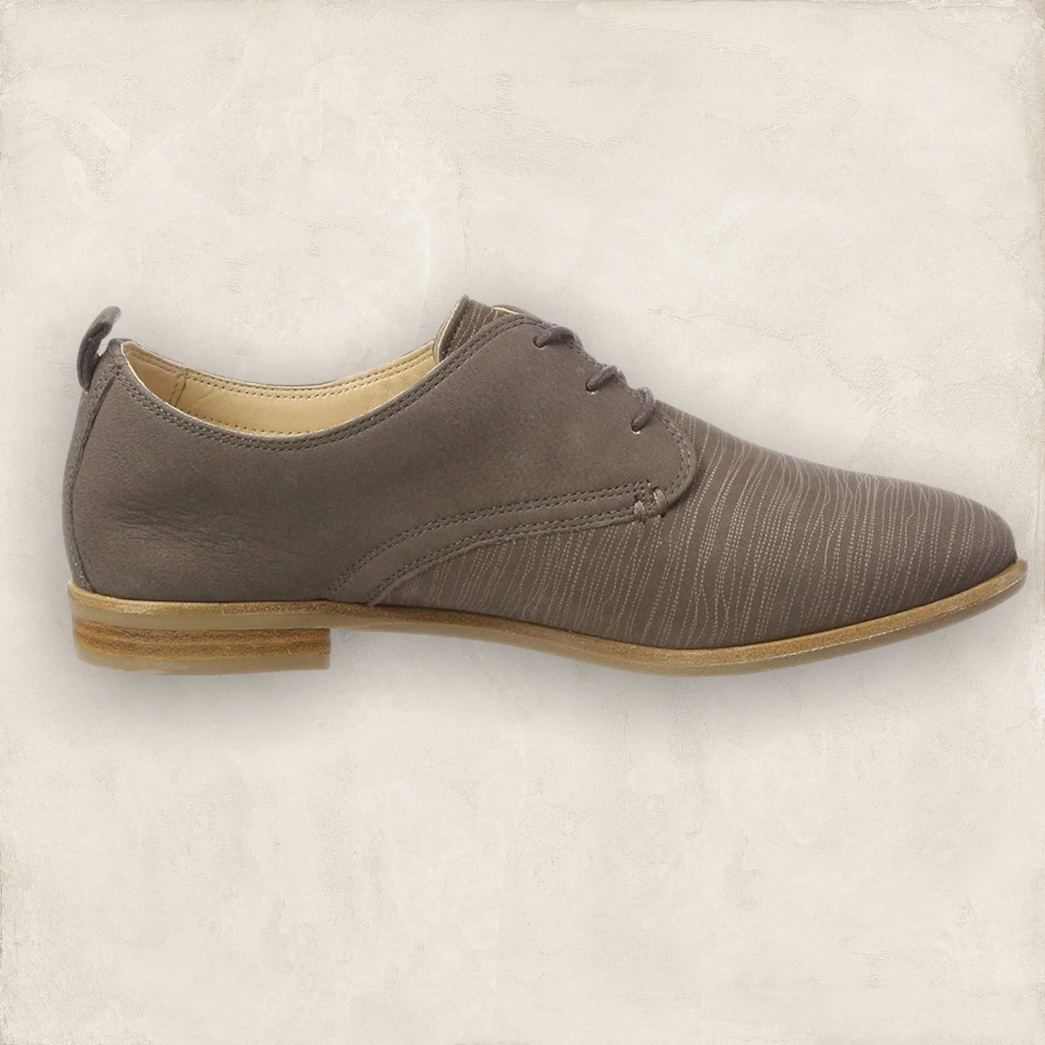 Clarks Alice May Women's Wide Lace-Up Shoes Taupe UK 5