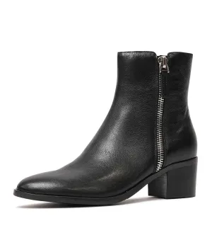 Dorete Black Leather Ankle Boots