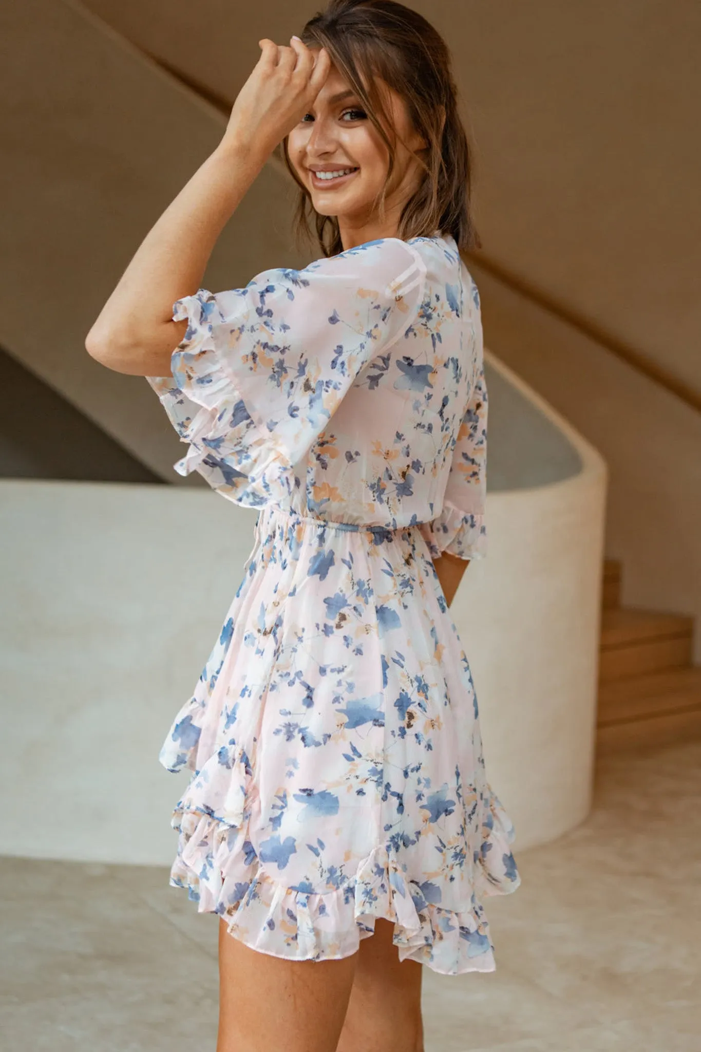 El Cerrito Flared Sleeve Godet Hem Dress Floral Print Pink