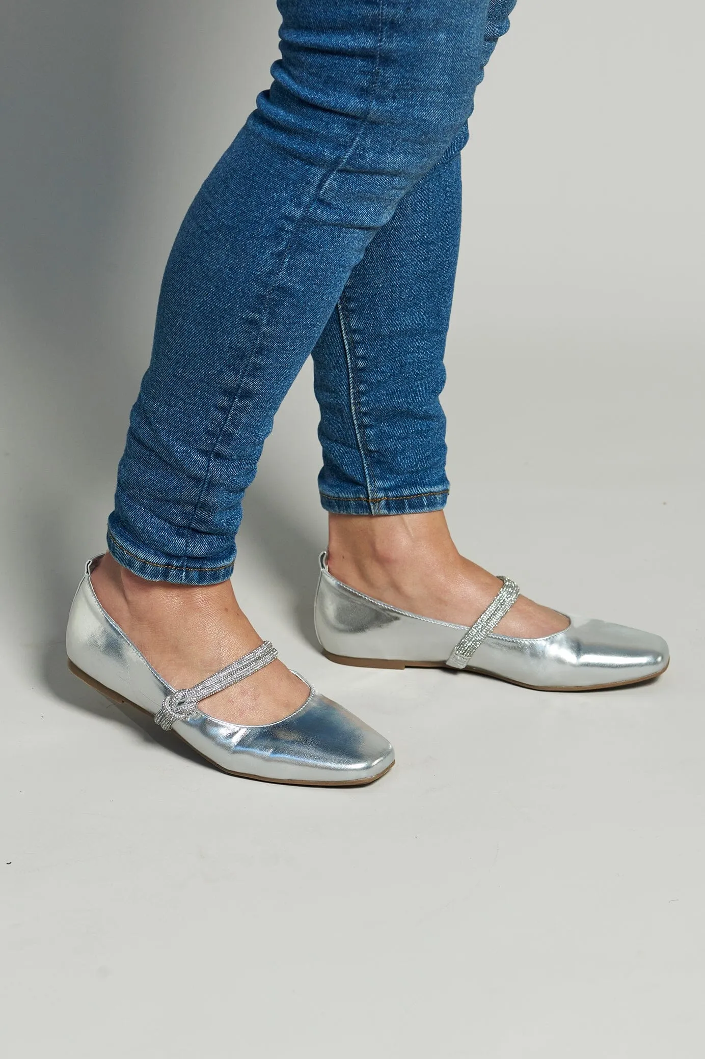 Elara Ballet Flats Silver