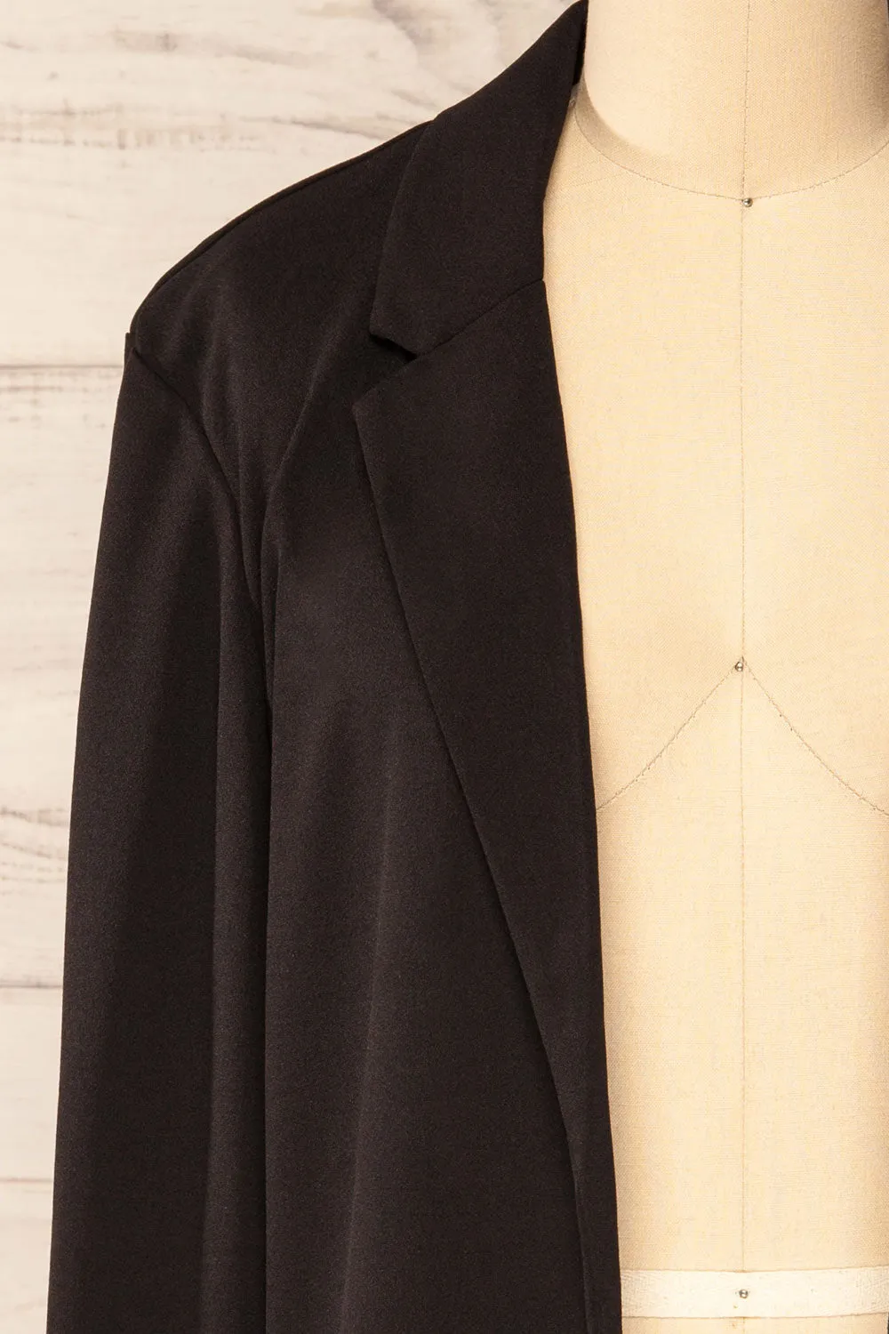 Engla Black | Long Classic Blazer