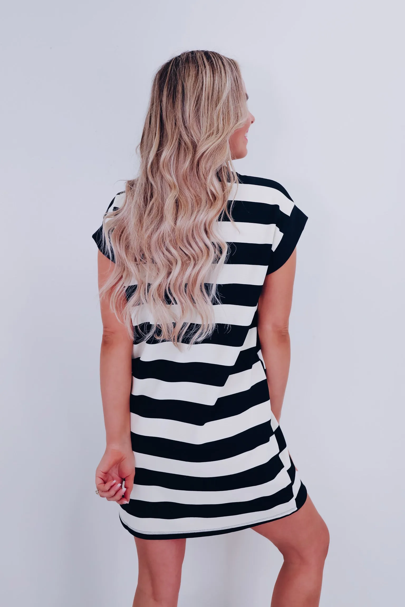 Halo Horizontal Stripe Pocketed Dress - Black