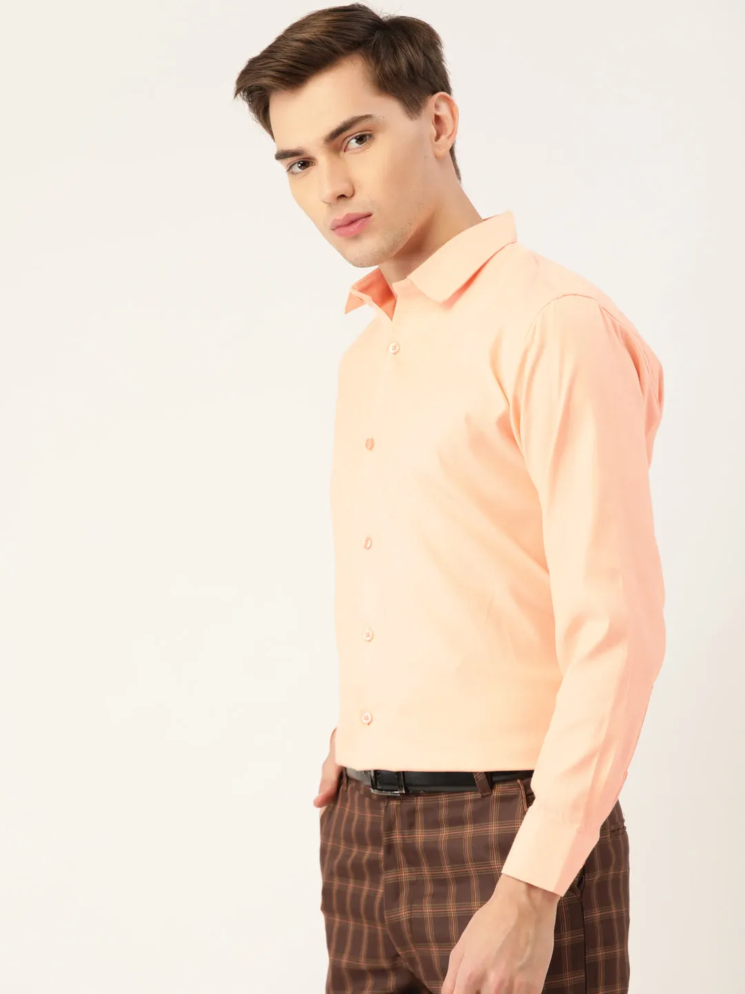 Men's Cotton Peach Self Design Classic Formal Shirt - Sojanya