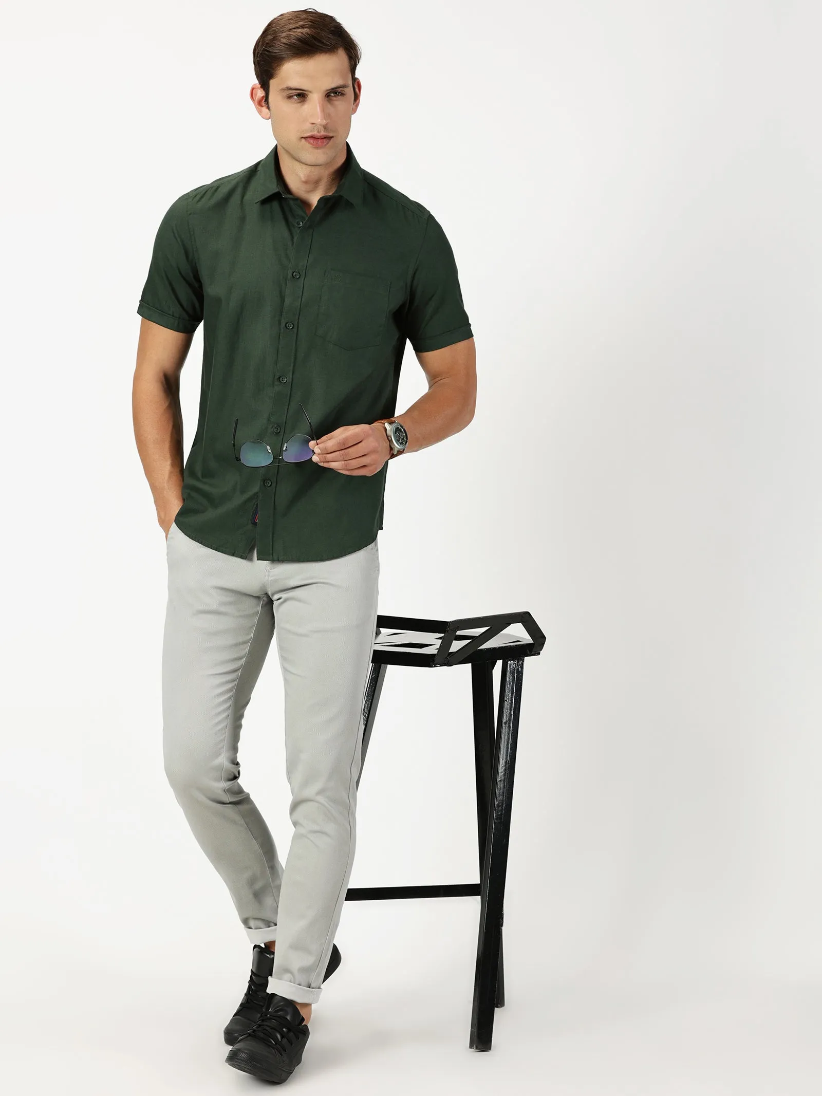 MEN'S OLIVE GREEN SOLID COTTON LINEN SLIM FIT SHIRT