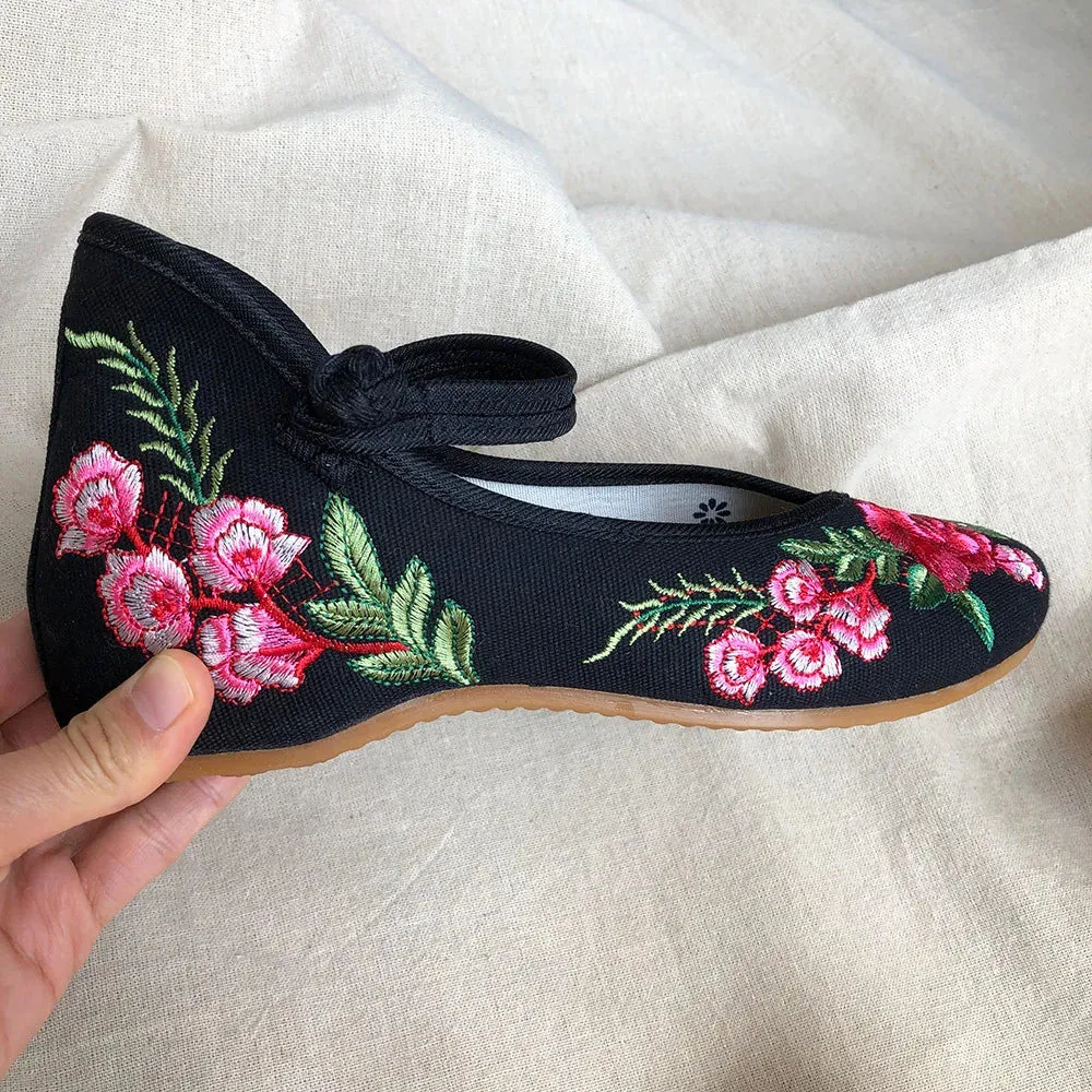 Merendy Arrosa Handmade Embroidered Canvas Mary Jane Ballet Flats