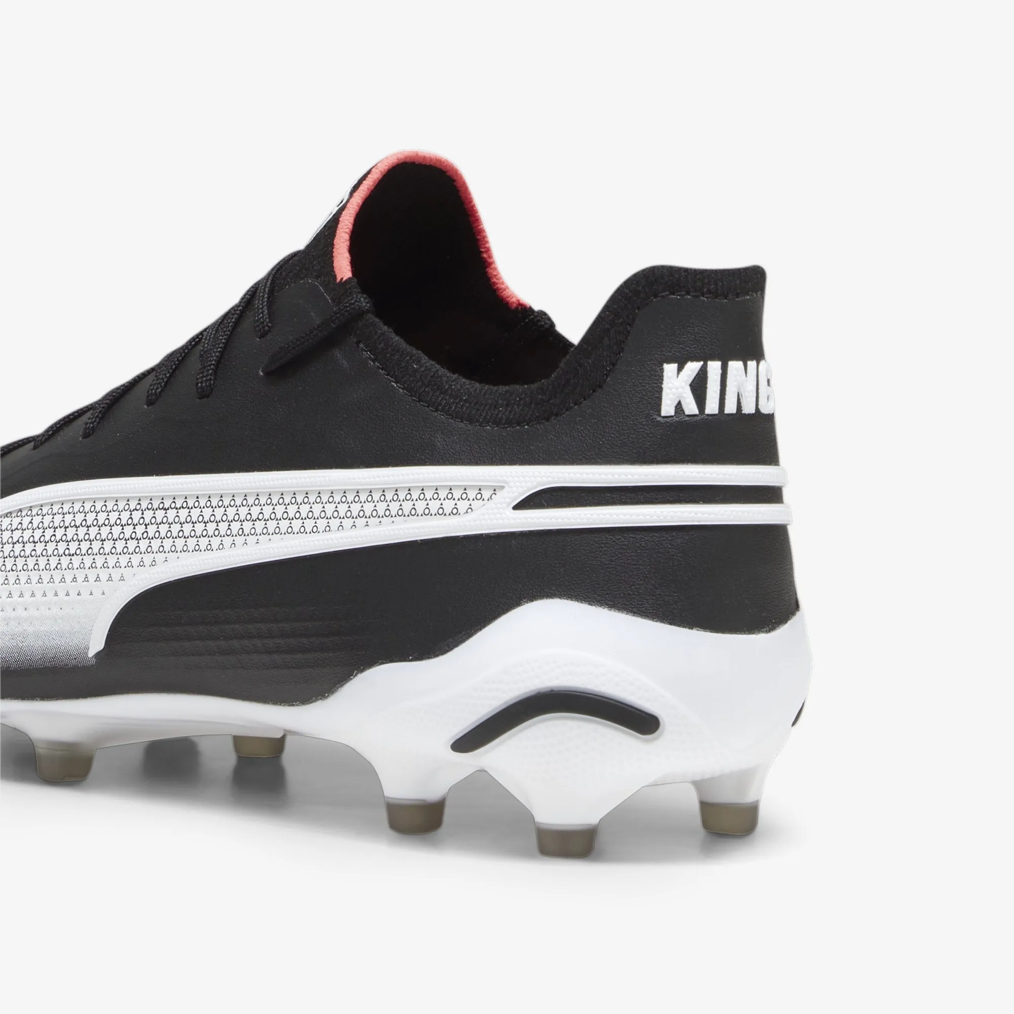 Puma KING ULTIMATE FG/AG Soccer Cleats