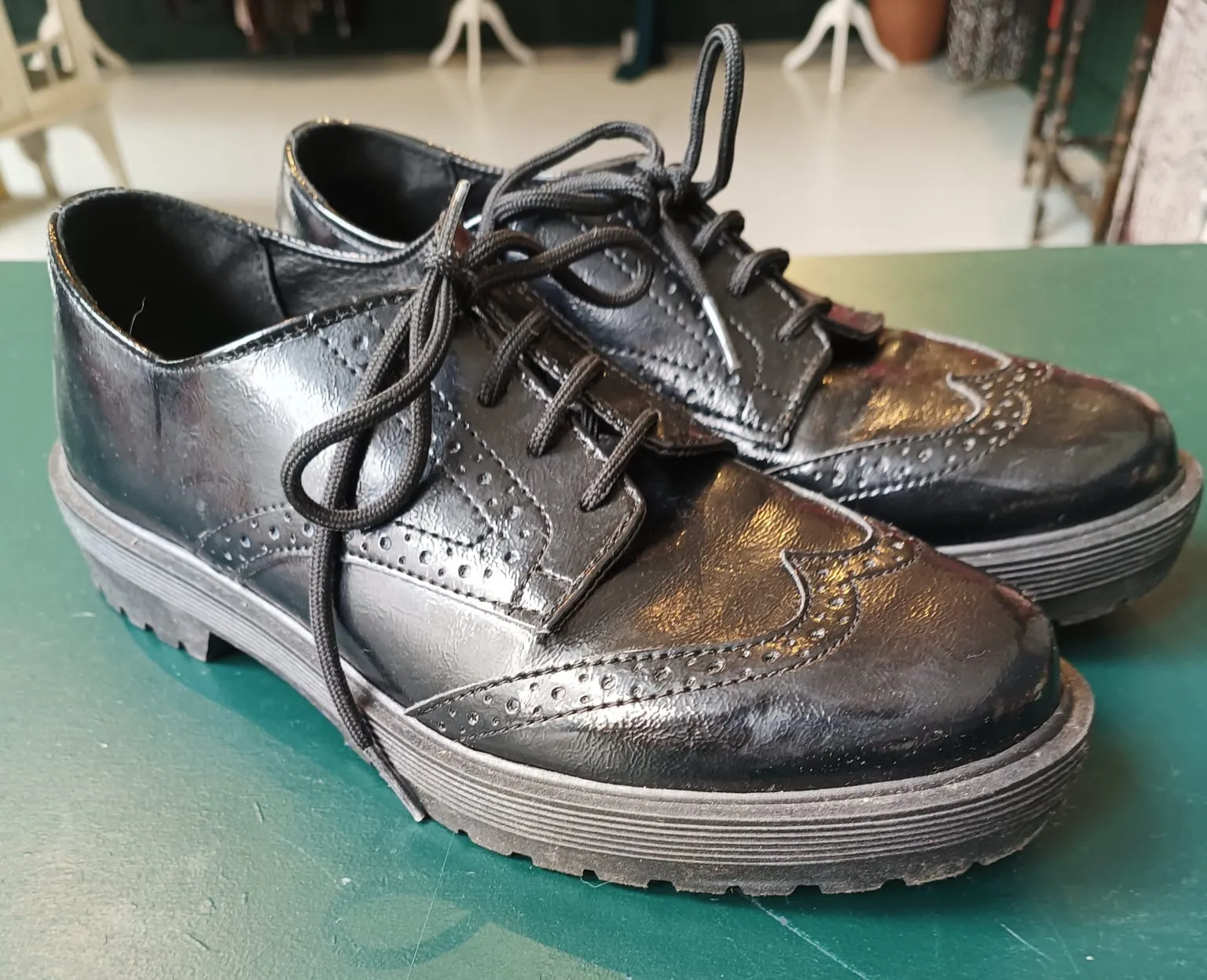 Re-Wear Schuh Black Brogues Size 7