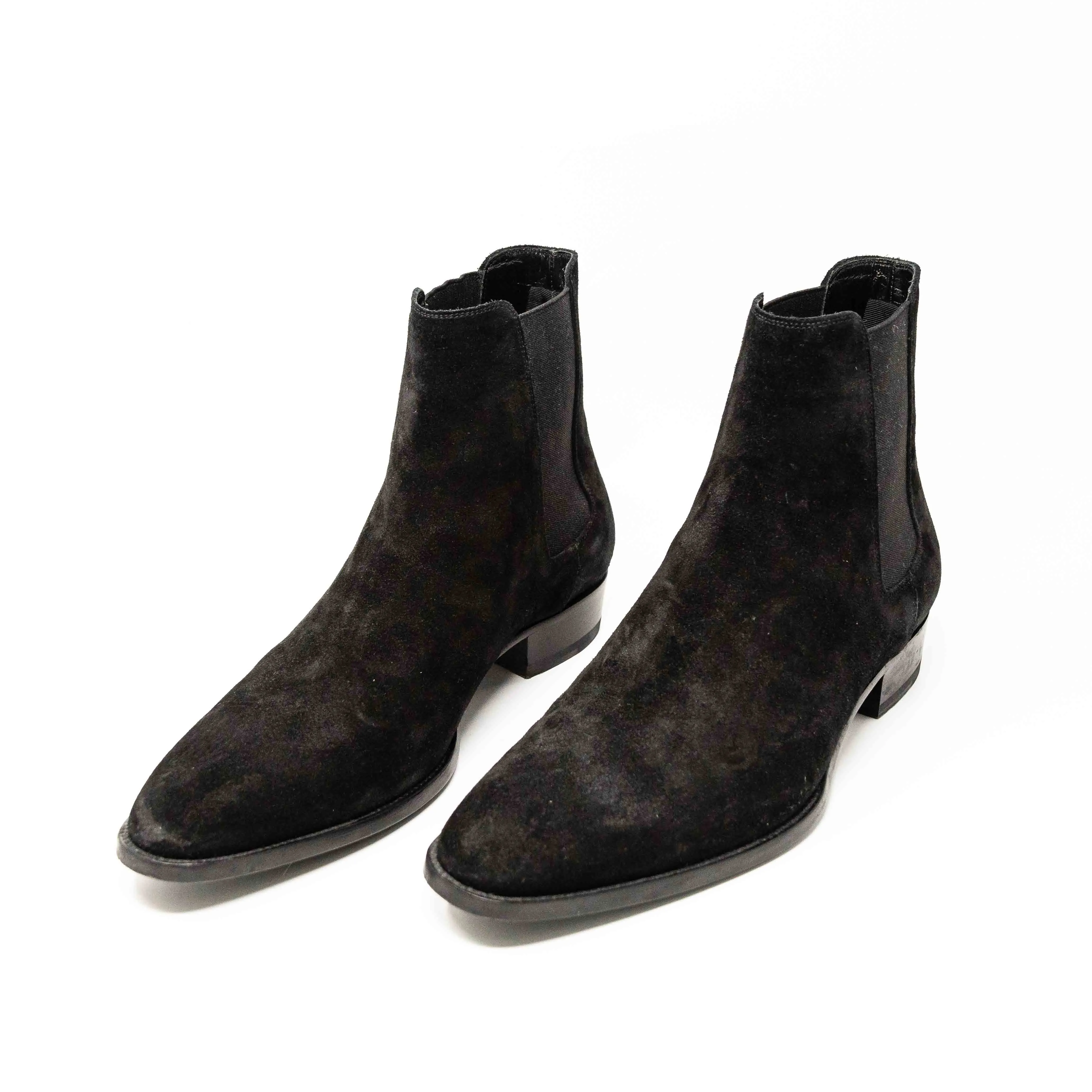 Saint Laurent Black Wyatt Chelsea Boots 42.5