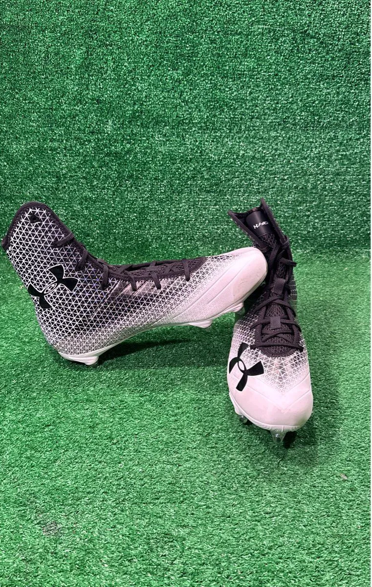 Under Armour Highlight Select 13.0 Size Football Cleats