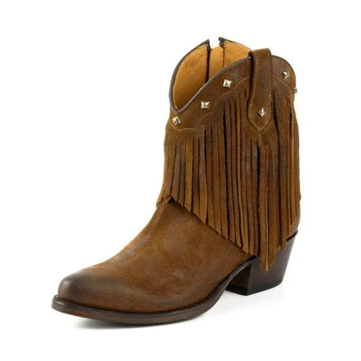 WOMEN'S BOOTS WITH FRINGES