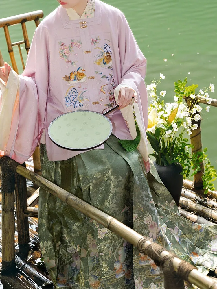 Ya Chi 鸭池 Duck Pond Ming Dynasty Embroidered Fangling Jacket & Mamian Aoqun Set