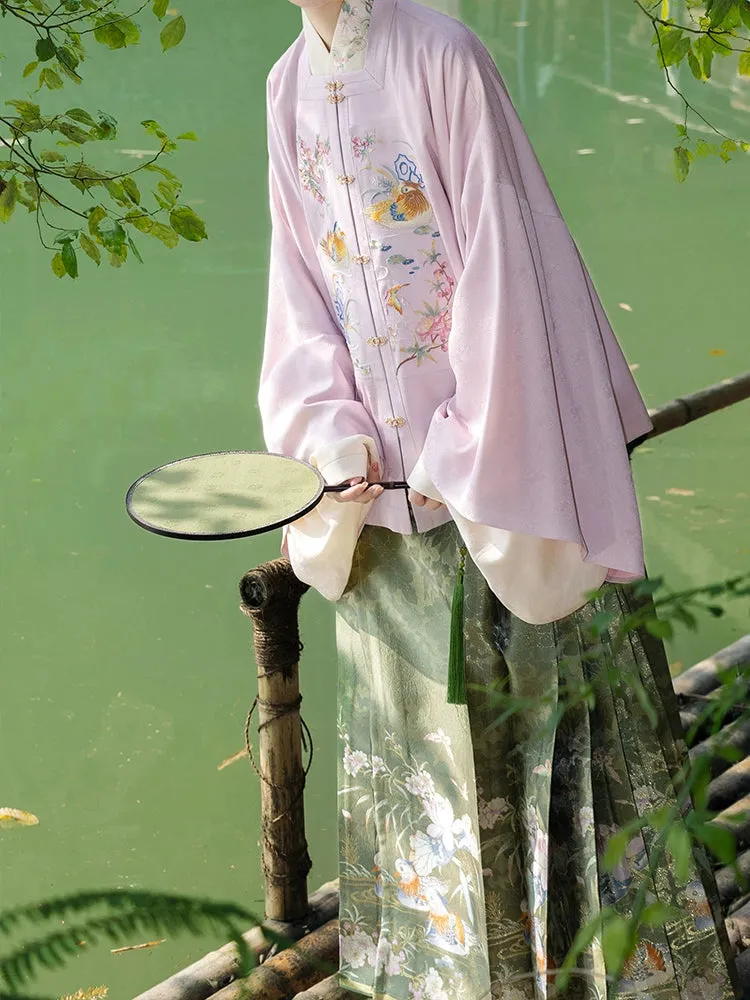 Ya Chi 鸭池 Duck Pond Ming Dynasty Embroidered Fangling Jacket & Mamian Aoqun Set